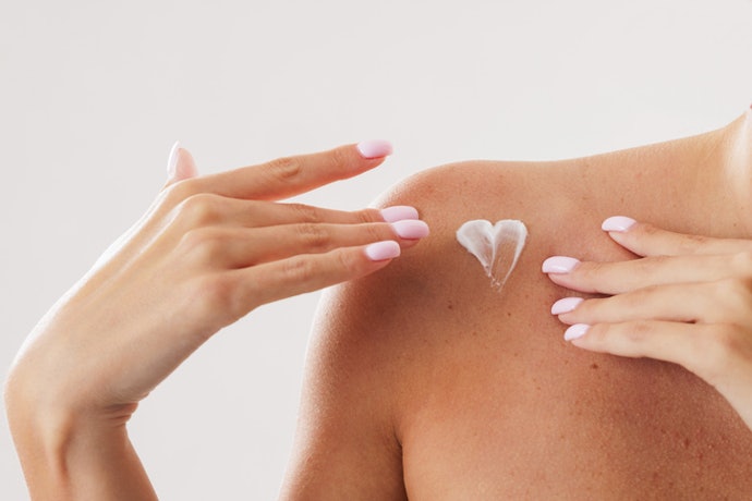 Lotions and Creams: Provide Longer-Lasting Hydration and Better for Overnight Recovery