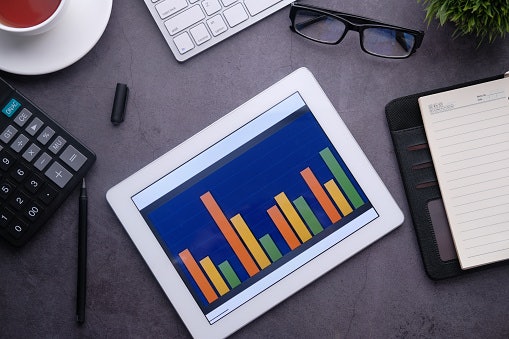 Get At Least 720p Screen Resolution for Clear Display
