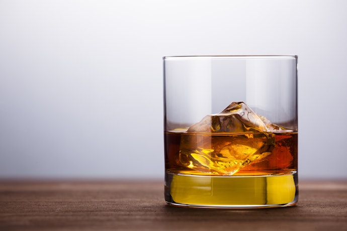 Bigger Cubes for Non-diluted Drinks