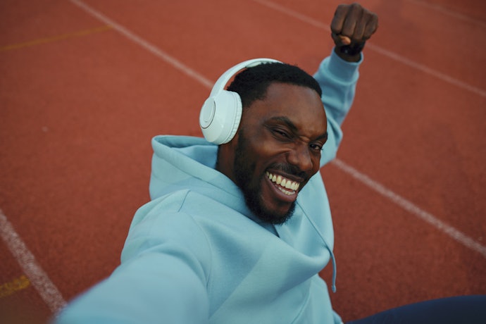 For Outdoor Use: Closed-Back Noise-Cancelling Headphones