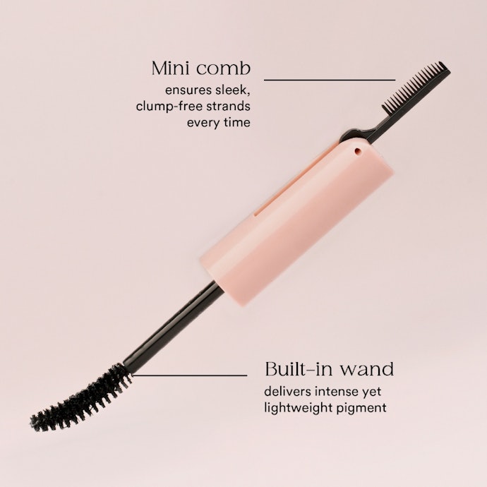 Consider a Comb-Like Wand for Evenly Separated, Wispy Lashes