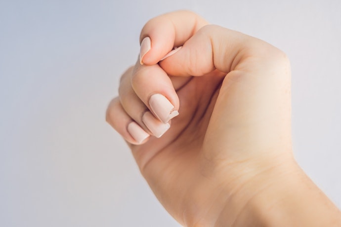For Brittle Nails: Jojoba Oil With Added Vitamin E Strengthens and Conditions Nails