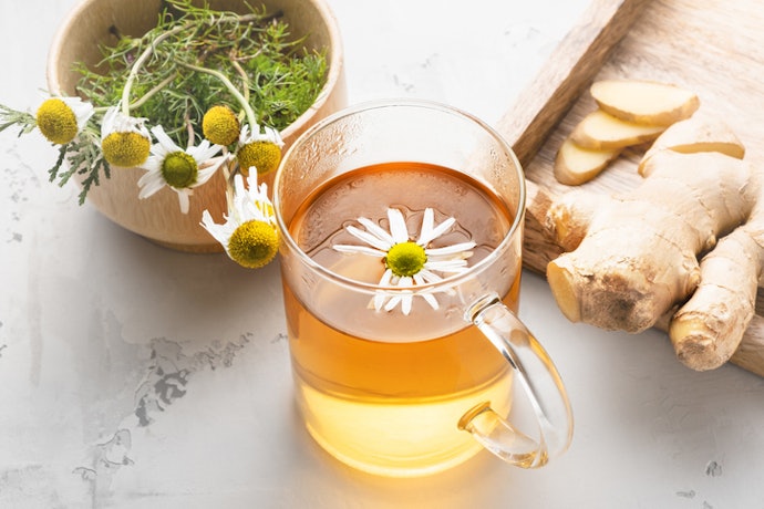 For Digestive Relief: Opt for Chamomile With Ginger, Peppermint, or Turmeric