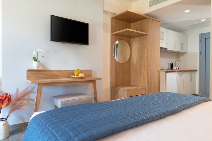 For Condos and Smaller Rooms: Choose a 32″ to 43″ TV to Maximize Space