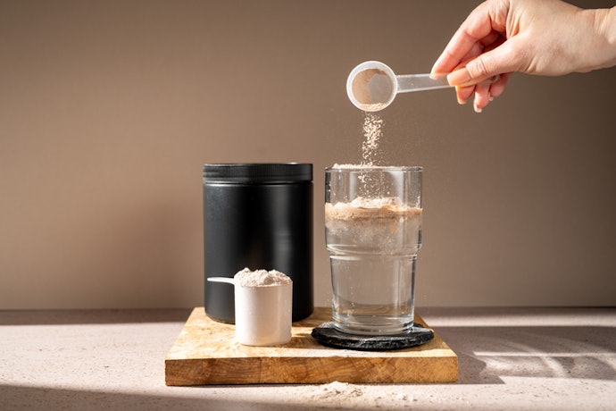For Flexible Dosing and Easy Mixing With Drinks or Shakes: Go for Powder Form