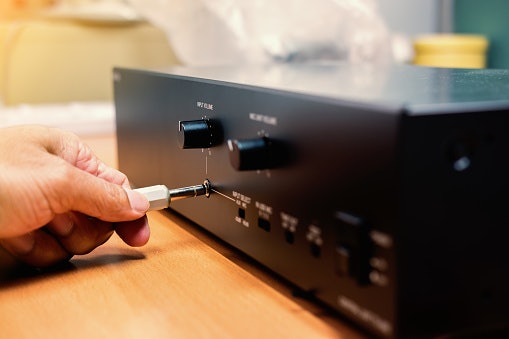 A Passive Soundbar for Custom-Installed Setups