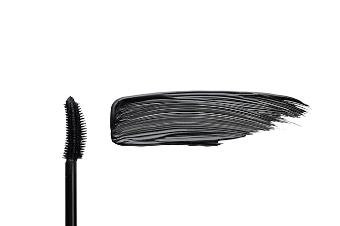 Use Curved or Hourglass Wands for Added Curl and Volume