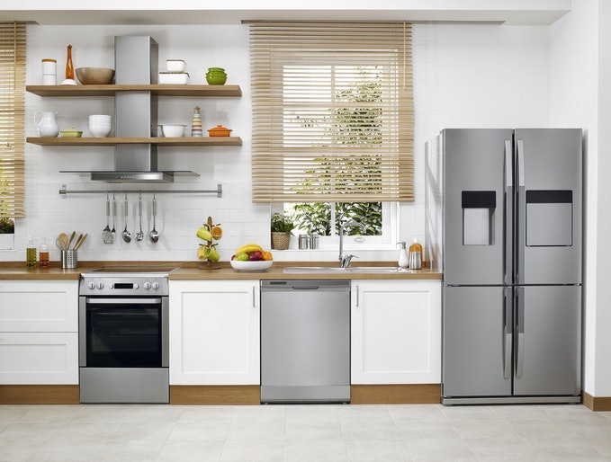 For a Seamless Look, Opt for a Built-In Dishwasher