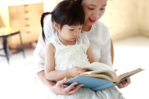 Classic Books and Bedtime Books to Convey Lessons About Life and Have Fun Before Sleep