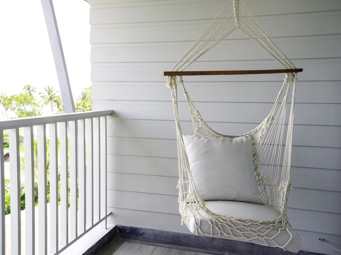 Curl Up in a Hammock Chair and Swing