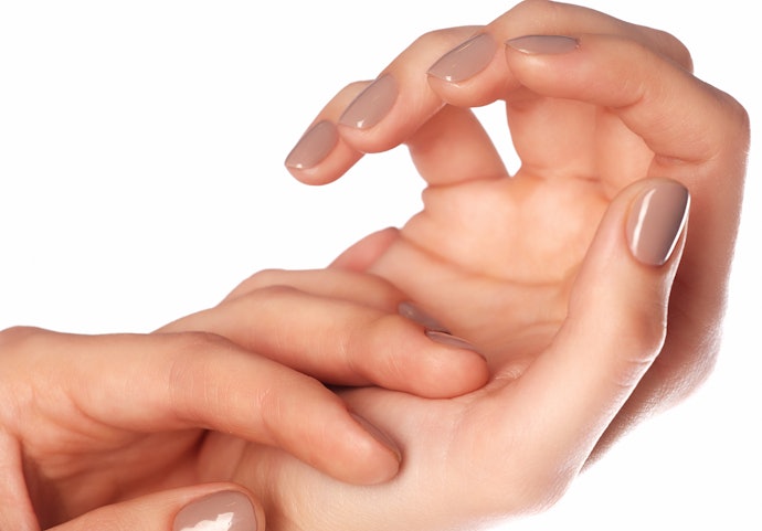 Fast Drying Top Coat for Those Always On-The-Go