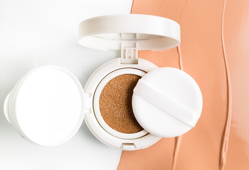 Cushion Foundations and BB Creams for Quick, Even Application