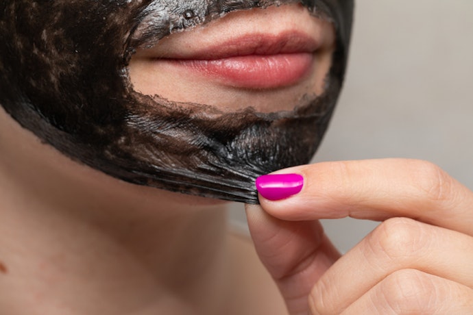 Peel-Off Masks: Instantly Lift Surface Blackheads and Dirt