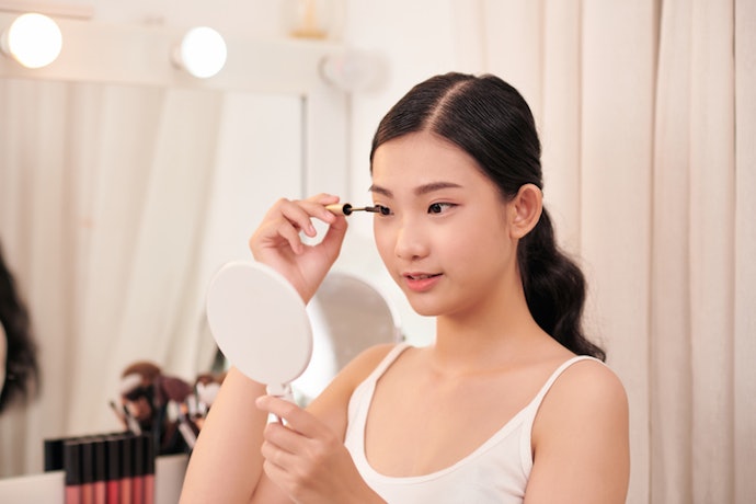 Go for a Washable Mascara for Easy Removal and Lash Health