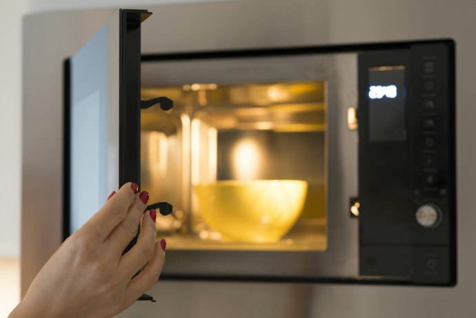 Digital Microwaves With Grill Add Browning and Crisping Functions