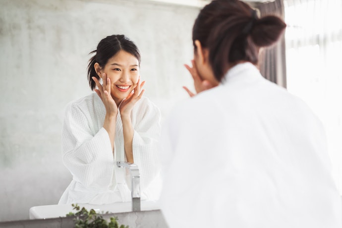 For Sensitive Skin: Choose Pre-Diluted Tea Tree Oil or a Concentration Below 2%