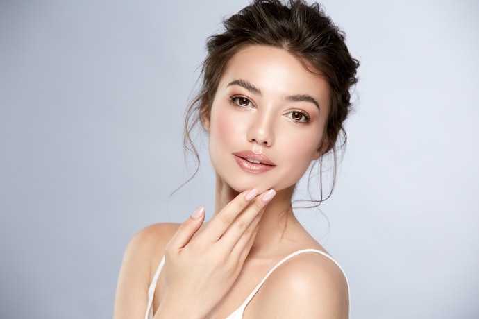 For Fair Skin: Pearl or Soft Pink