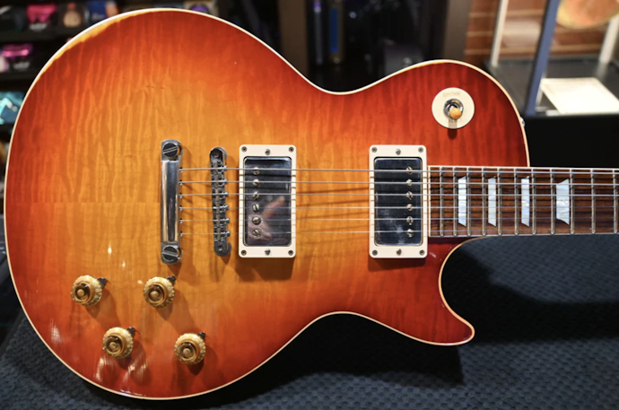 For Rock, Metal, or a Thicker Sound: Pick a Les Paul-Style Guitar