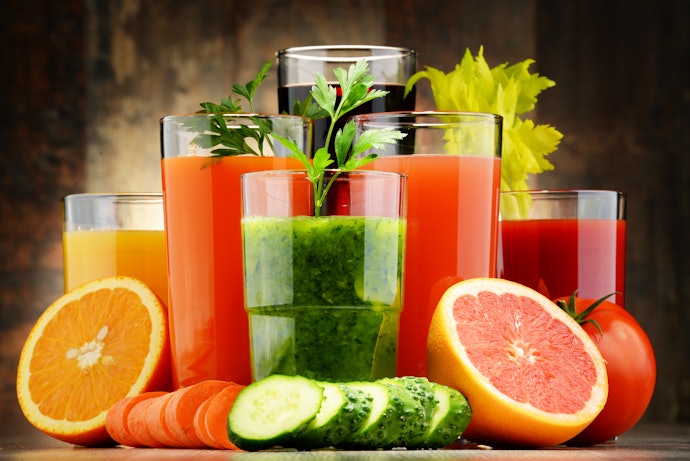 For a Quick Full-Body Reset: Choose a Juice Cleanse With Fruits and Greens