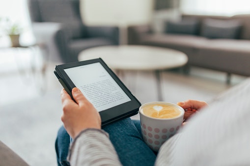 E-ink Screens Have a Paper-Like Display That Mimics the Look of Real Books