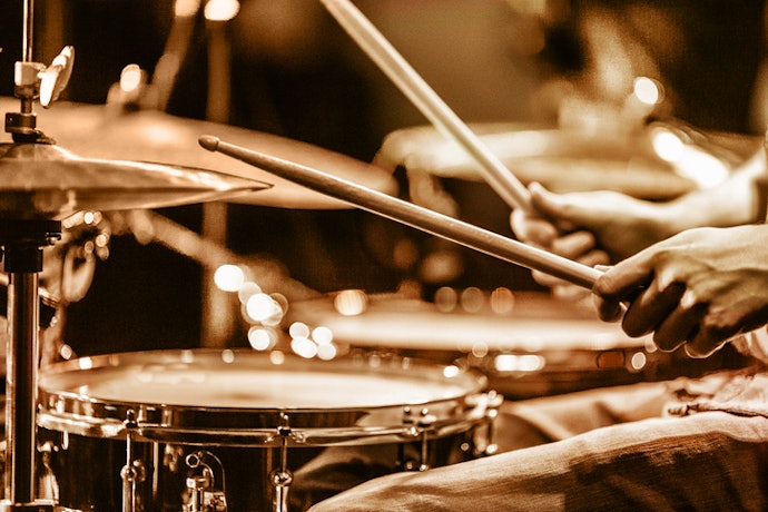 For Jazz: Low-Tuned Drums and Warm Tones