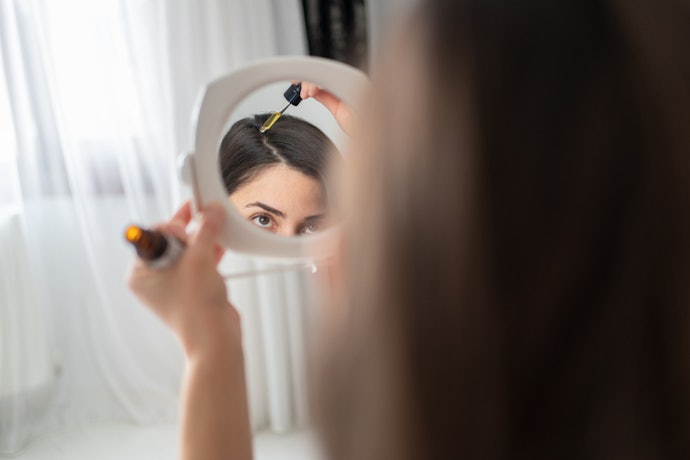 For Dandruff and Scalp Care: Select Products With Moisturizing Ingredients