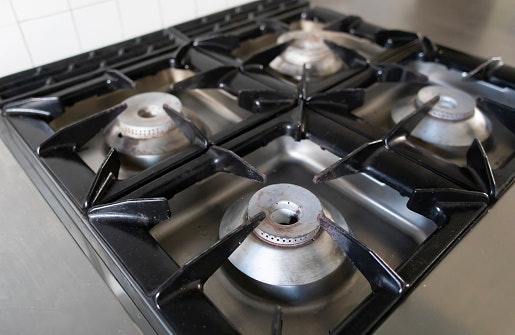 Four or More Burners: Perfect for Professional Use or High-Volume Cooking