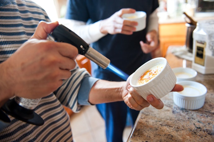 Select a Cooking Torch With a Refillable Handle for Convenient Use