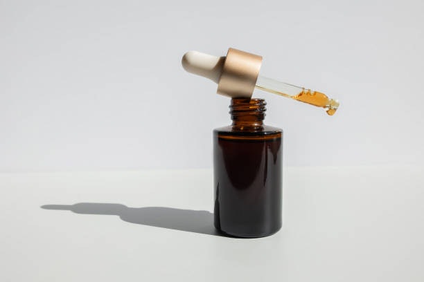 Vitamin E Repairs and Strengthens Oily and Combination Skin