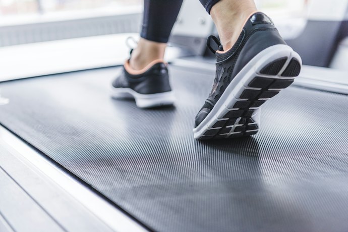 Around 50 × 18 Inches: Ideal for Walking and Light Jogging