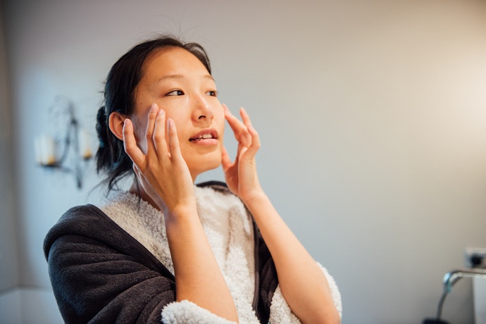 Moisturize Dry Skin With Glycerin, Hyaluronic Acid, and Ceramides