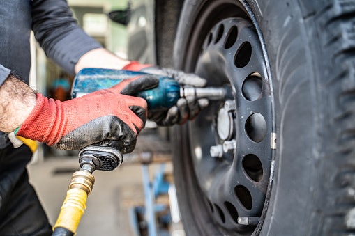 Multiple Speed or Torque Settings Help Avoid Over-Tightening