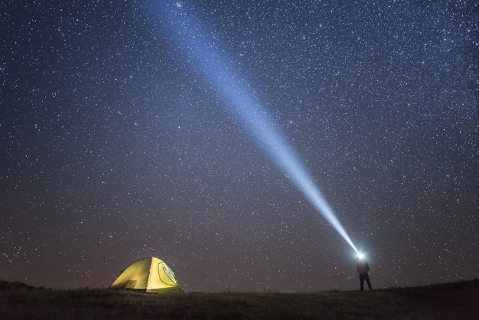 Spot Beam for Long Distance Viewing