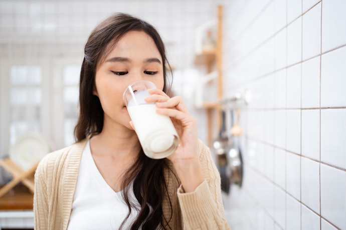 For Daily Adult Nutrition: Choose Balanced Milk With Complete Vitamins and Minerals