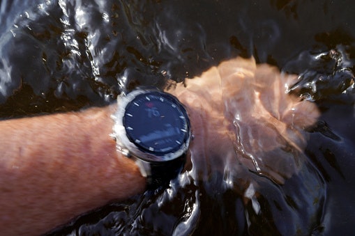 At Least 5 ATM or IP68 Water Resistance for Swimming or Outdoor Workouts