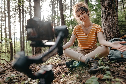 Receiver-Based Mics Provide Professional Audio for Long-Range or Pro Use