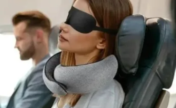Pick a Wrap-Around or 360° Pillow for Full Head Support