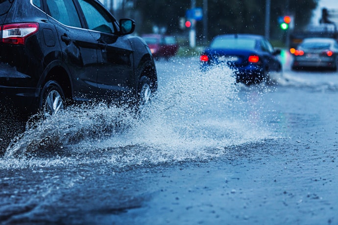 Consider Trackers With Water and Dust Protection for Reliable Outdoor Use