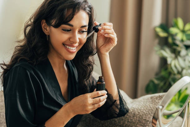 For Sensitive Skin, Try Azelaic Acid and PHAs
