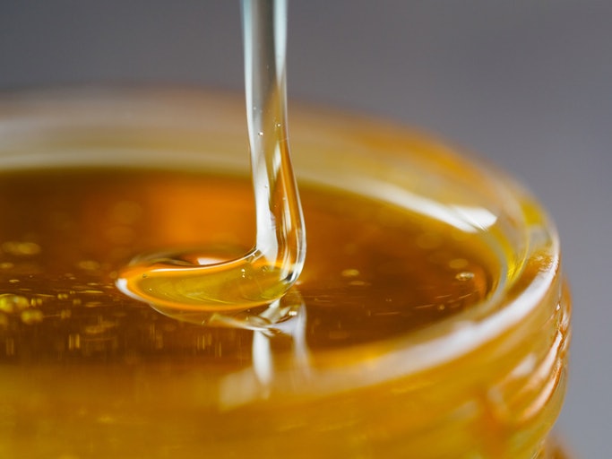 For Honey That’s Smooth and Less Sweet, Go for Filtered Honey
