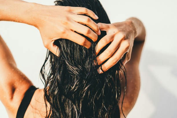 For Frizz-Prone or Fine Hair: Choose a Lightweight, Fast-Absorbing Argan Oil