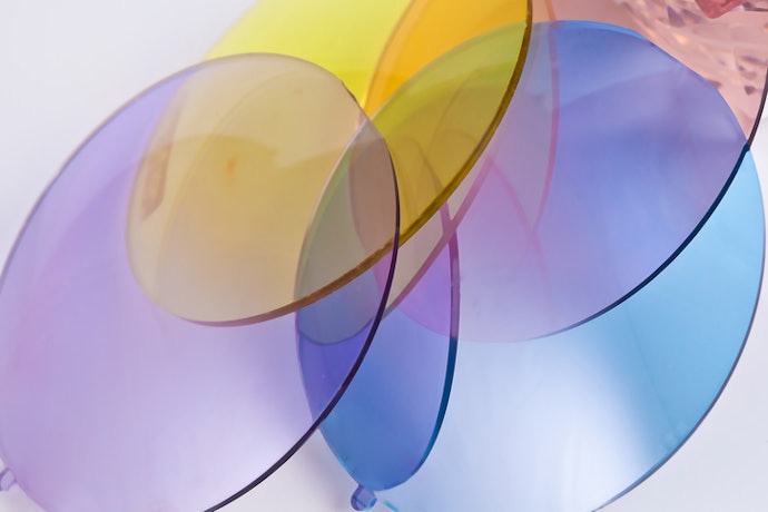 Photochromic Lenses Offer Eye Protection for Both Indoor and Outdoor Settings