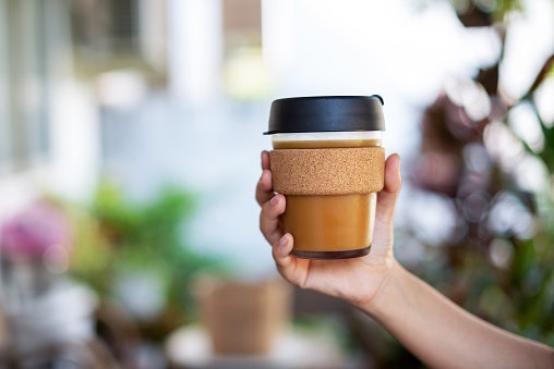 Glass and Ceramic Tumblers Are Flavorless and Can Be Used for Any Beverage