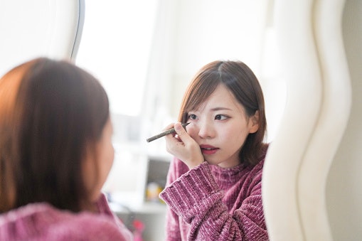 Light to Fair Skin Tones: Soft and Warm Browns
