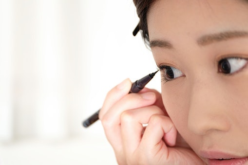 Satin Finish: For a Balanced Sheen and Smooth Application