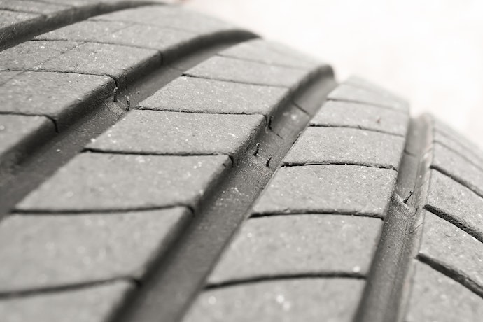 Look for Grooves to Enhance Wet Traction