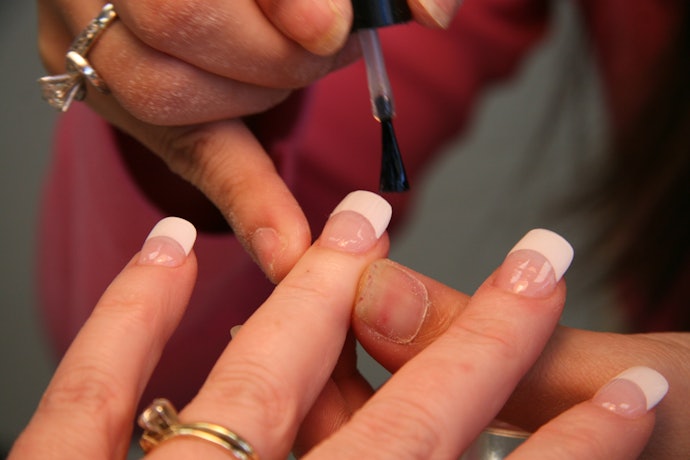 Shiny Top Coat for Those Who Want a Next-Level Shine