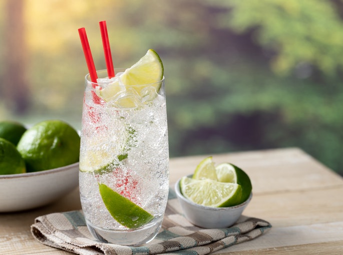 Sparkling Water: Carbonated, Refreshing Option for Variety