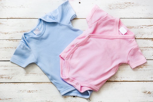 For Hot Days and Daily Wear: Use Sleeveless or Short-Sleeved Rompers