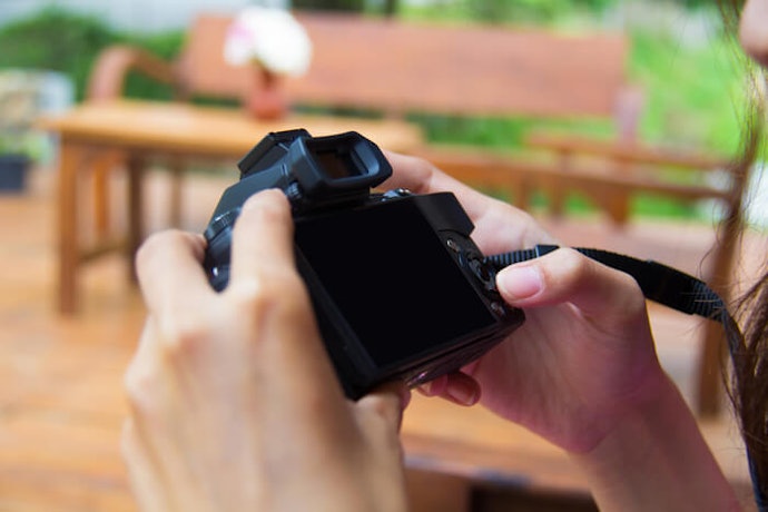 Manual Controls Let You Make Adjustments While Taking Pictures and Videos Underwater